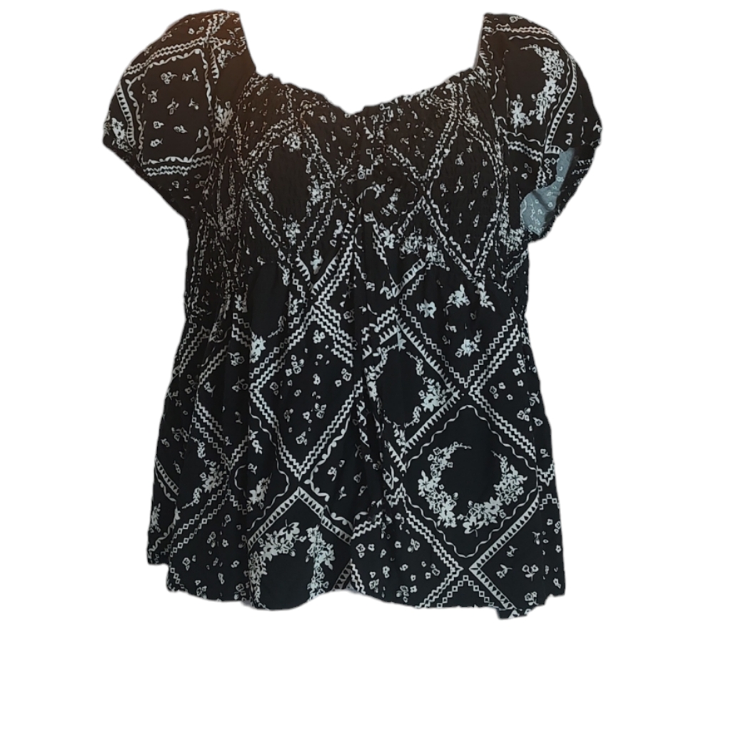 Black & White Puffed Sleeve Top W/ Smocking Flowy Sz Xl
